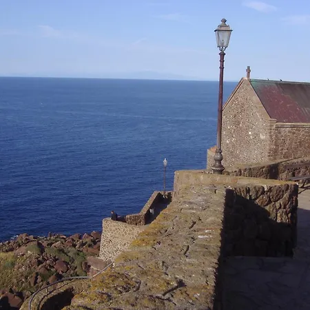 La Rosa Del Mare 아파트 카스텔사르도